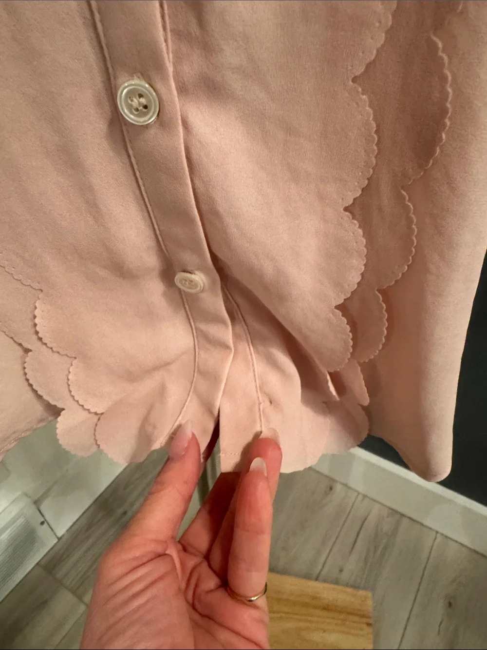 Anthropologie Brand Meadow Rue. Sleeveless Scallop-Trim. Blush Pink. Size 4 - Picture 6 of 9